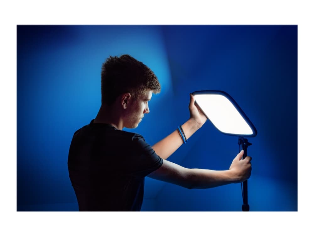 Elgato Key Light Professional Studio and Streaming Lighting (10GAK9901), 45 W, LED, Musta, Vaihtuva, 7000 K, 2800 lm